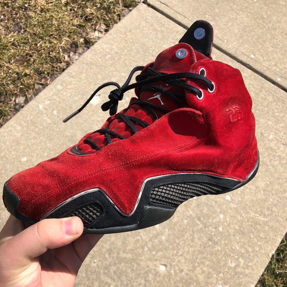 Jordan 21 “red suedes”